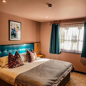 Superior King or Twin Room
